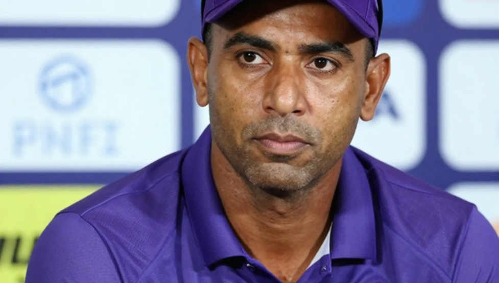 आठ टेस्ट, पाँच जीत और एक खाली कॉलम: मोहम्मद अशरफुल की बल्लेबाज़ी-कोच फाइल क्या कहती है
